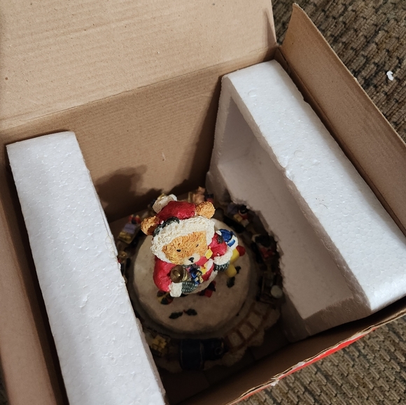 Holiday Time Musical Christmas Bear With Train Wind Up Figure Works Great - Picture 11 of 12